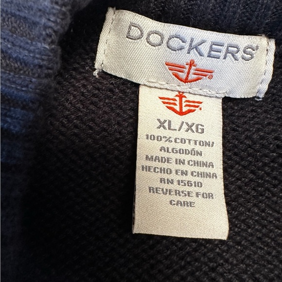 Dockers Black and White Festive Sweater,Reindeer design,Christmas,Holiday - Picture 6 of 10